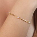 Pulseira elo inglês com pérolas