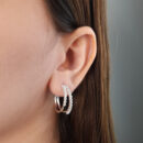 Brinco argola faixa dupla cravejada prateada