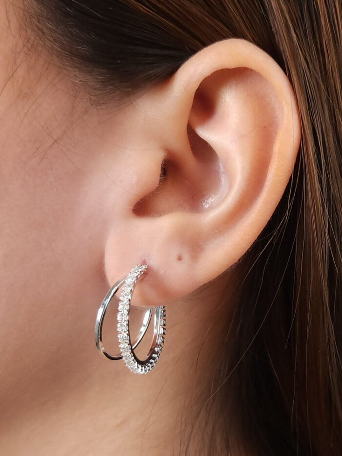 Argola fio duplo liso e cravejado