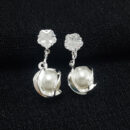 Brinco ponto de luz flor com pérola pêndulo