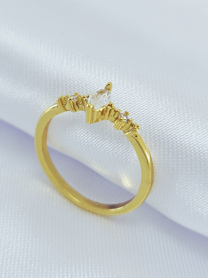 Anel cristal com zircônias