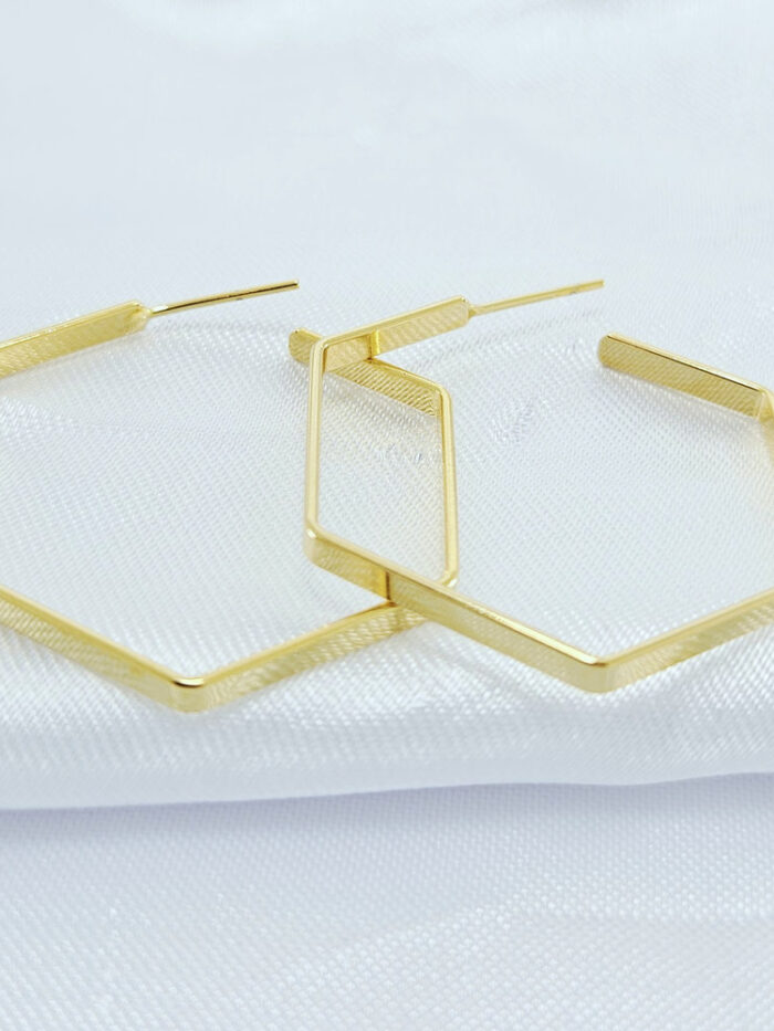 Argola modelo hexágono