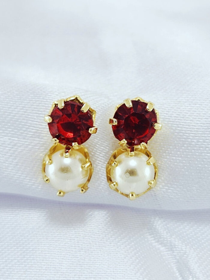 Brinco ponto de luz com pérola