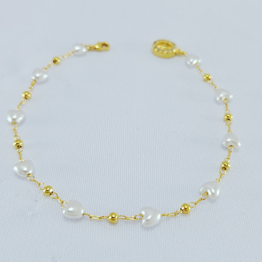 Pulseira pérola coração com bola dourada e medalha N.S das Graças