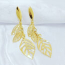 Brinco folhas vazadas