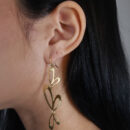 Brinco gancho modelo borboleta