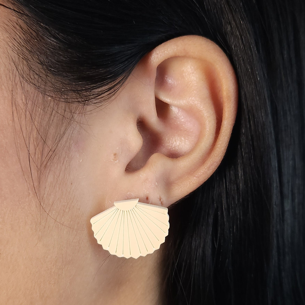 Brinco concha lisa - Imagem 2