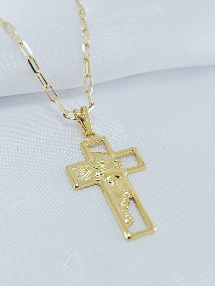 Gargantilha masculina com cusifixo face Jesus Cristo