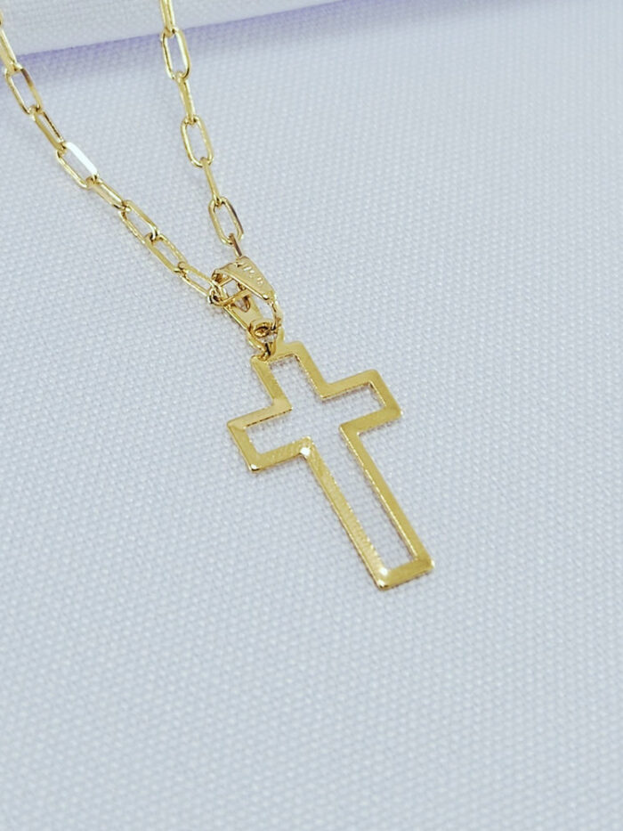 Gargantilha masculina elos cartier com cruz vazada