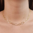 Gargantilha elos ovais vazados detalhado