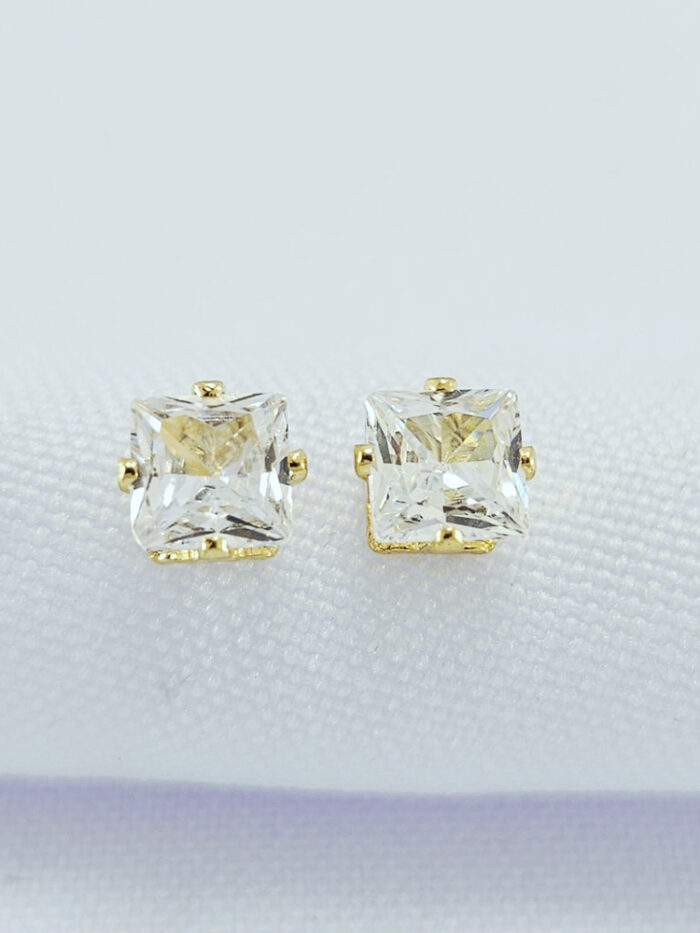 Brinco infantil pedra cristal quadrado