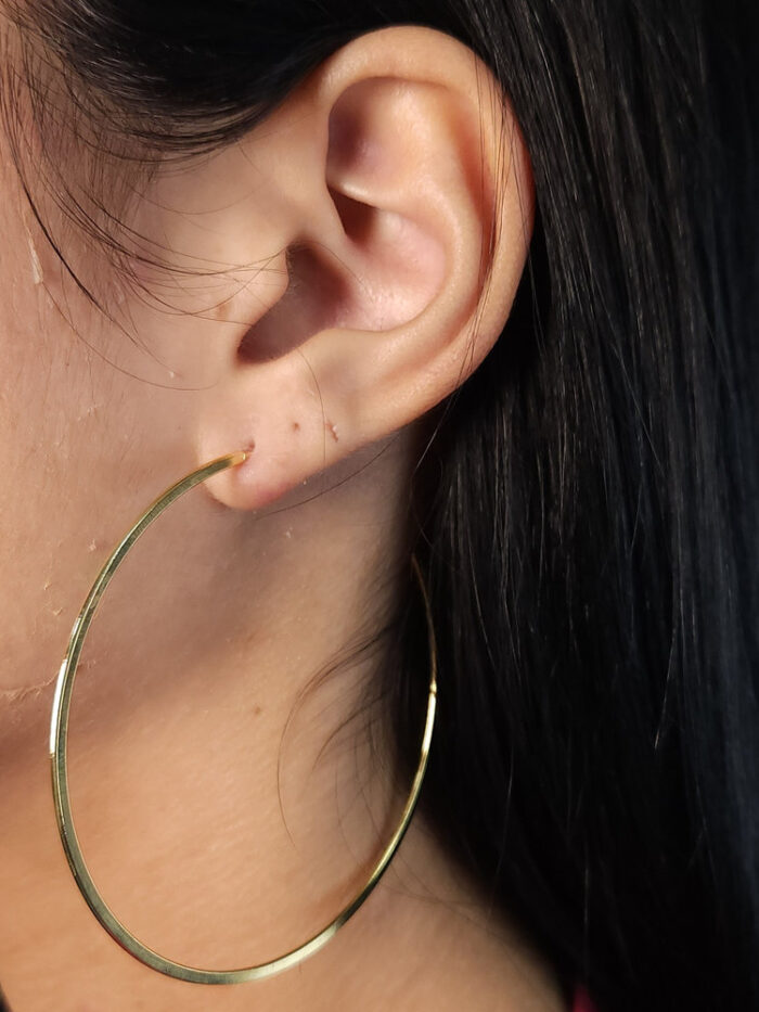 Argola modelo fio liso aberto