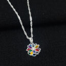 Gargantilha flor de lótus colorida