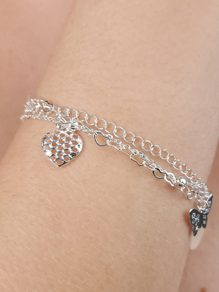 Pulseira tripla coração com borboleta e estrela pêndulo