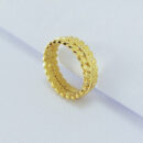 Anel folhas com detalhe cravejado