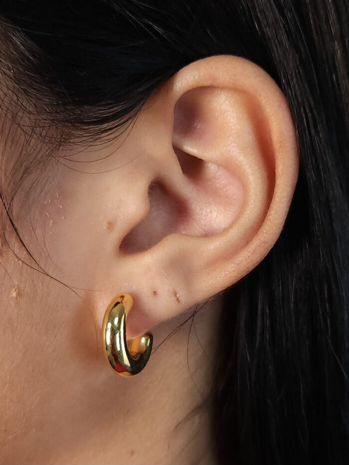 Brinco argola boleada