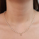 Gargantilha choker pérolas com coração cristal