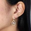 Brinco cravejado estilo gota