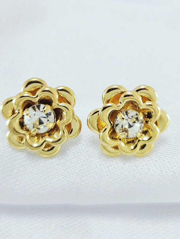 Brinco flor com pedra cristal