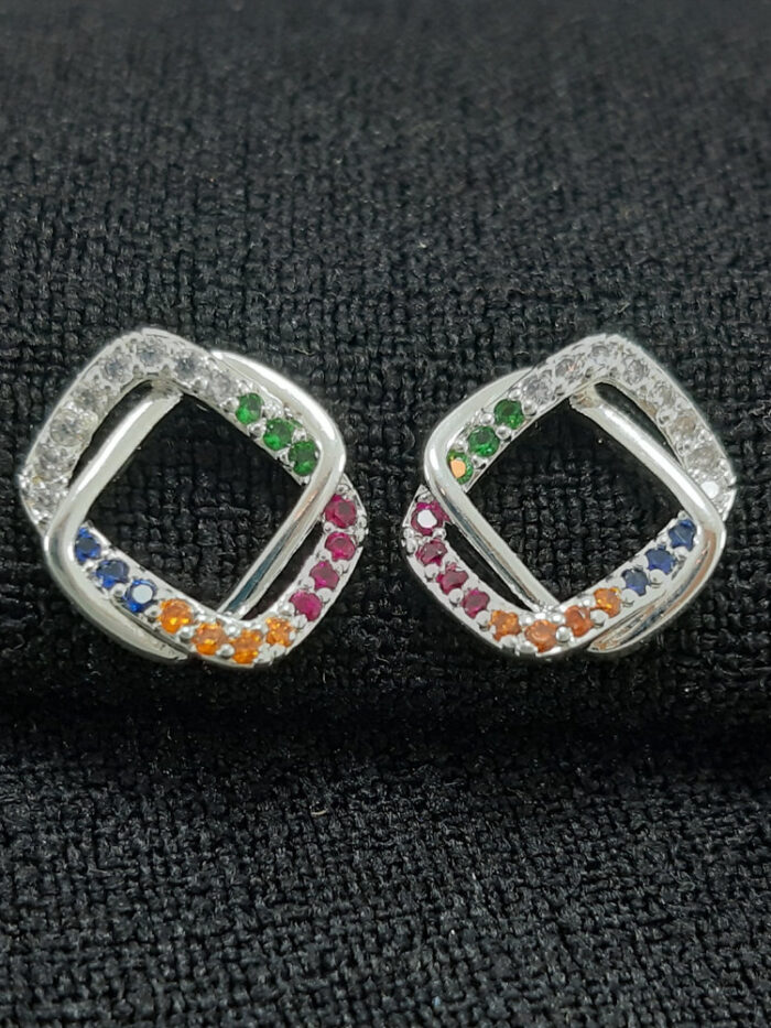 Brinco fio duplo com pedras coloridas