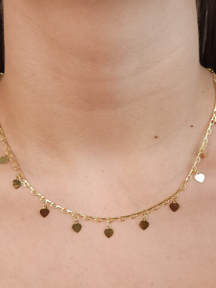 Gargantilha choker elos vazados com corações chapeado