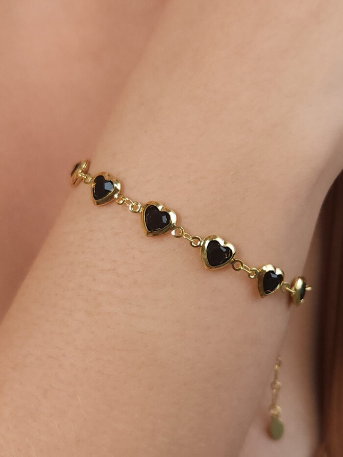 Pulseira corações pretos com elos ovais