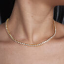 Gargantilha chocker com pedras cristal