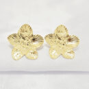 Brinco flor martelado