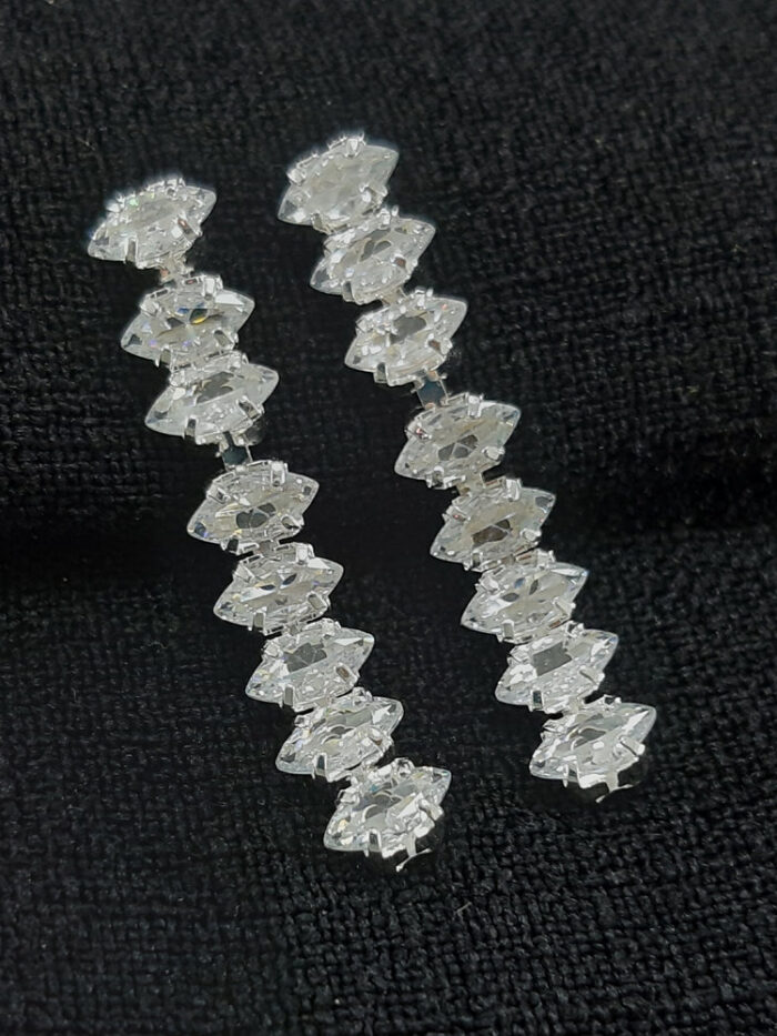 Brinco fio estilo riviera