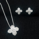 Conjunto trevo estilo cravejado