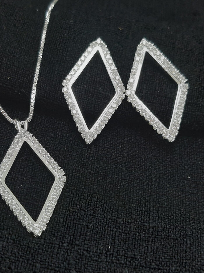 Conjunto losango cravejado