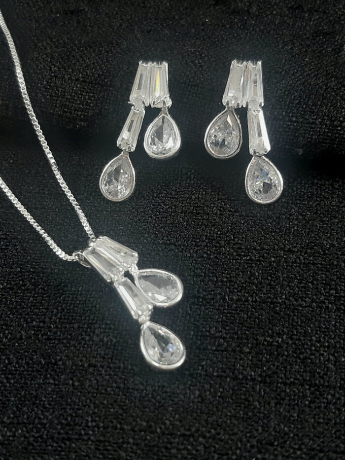 Conjunto baguete com gota de cristal