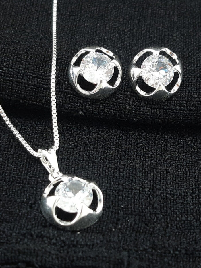 Conjunto ponto de luz base vazada lisa