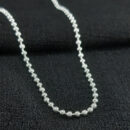 Gargantilha chocker modelo bolinhas fosca e lisas