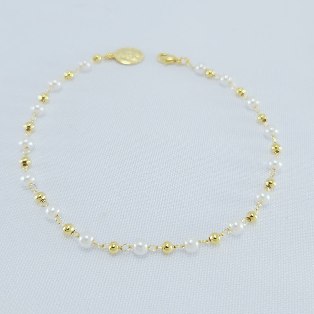 Pulseira bolas douradas e pérolas com detalhe N. S das Graças
