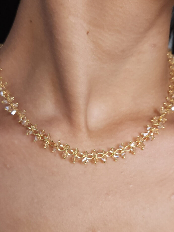 Gargantilha choker pedras cristais