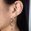 Brinco galho com pontos de luz cristal