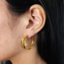 Brinco argola fio liso duplo