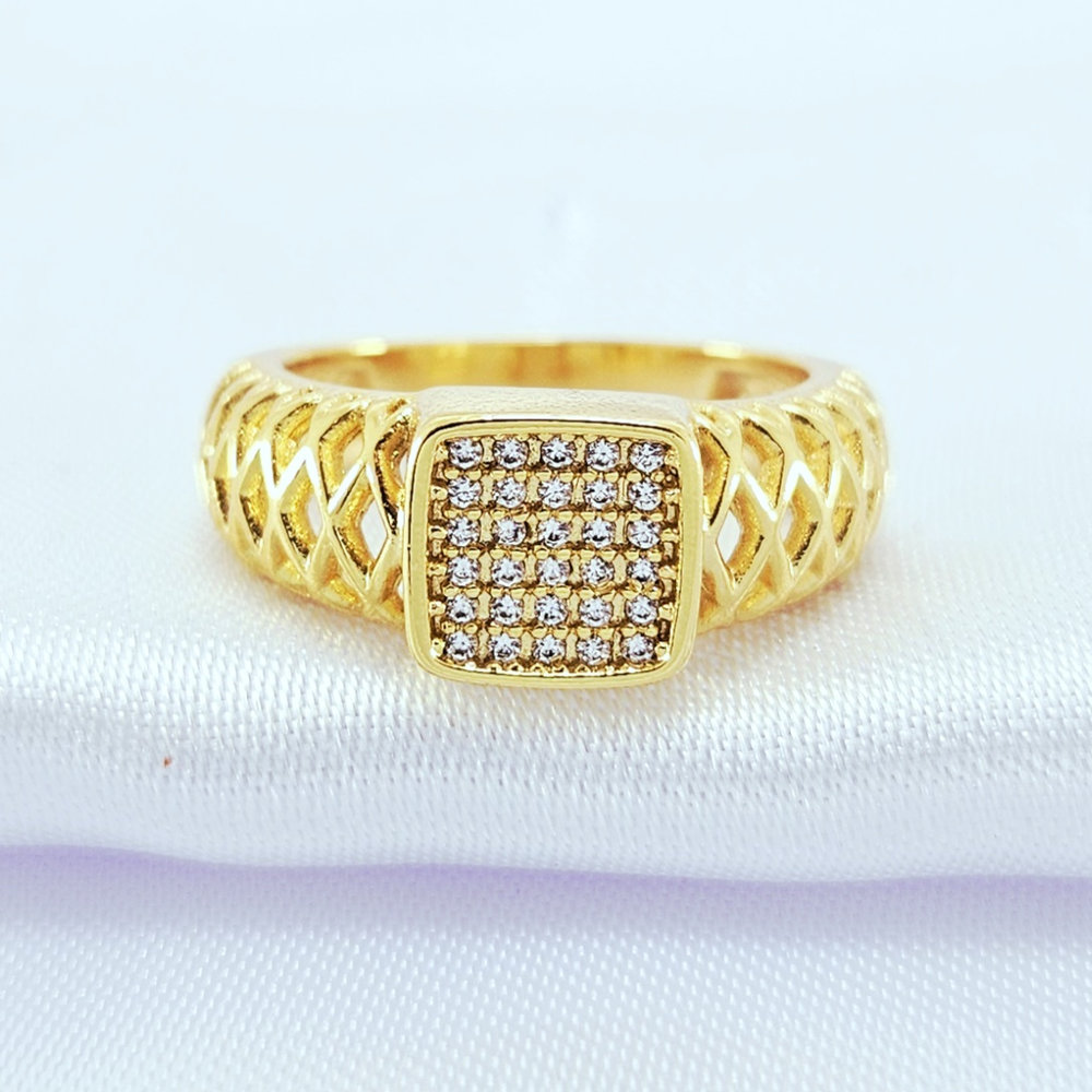 Anel quadrado cravejado com fio vazado - Imagem 2