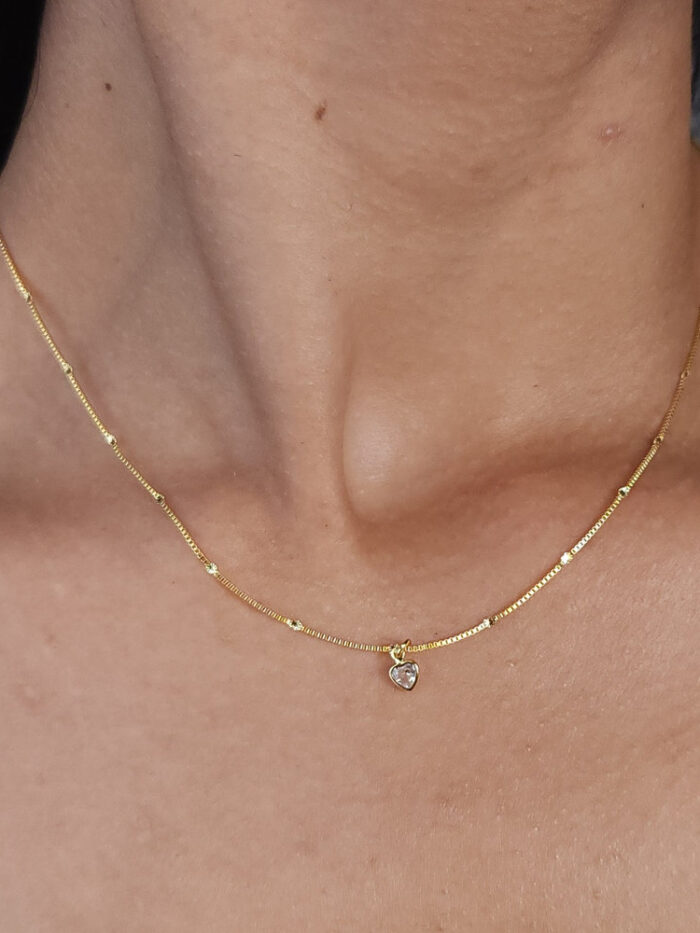 Gargantilha veneziana com pingente coração de cristal