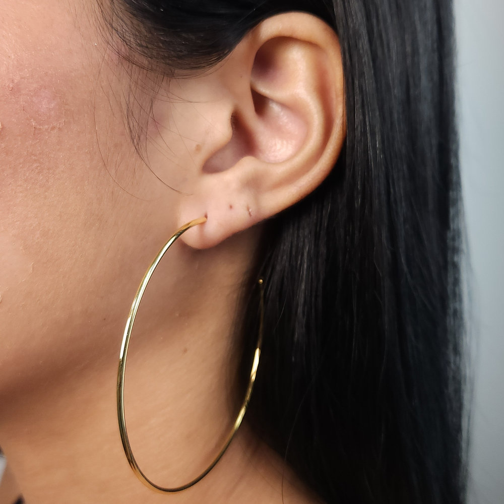 Argola modelo fio liso aberto