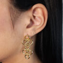 Brinco circulos lisos vazados