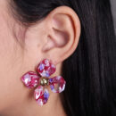 Brinco flor marmorizado com bola dourada lisa