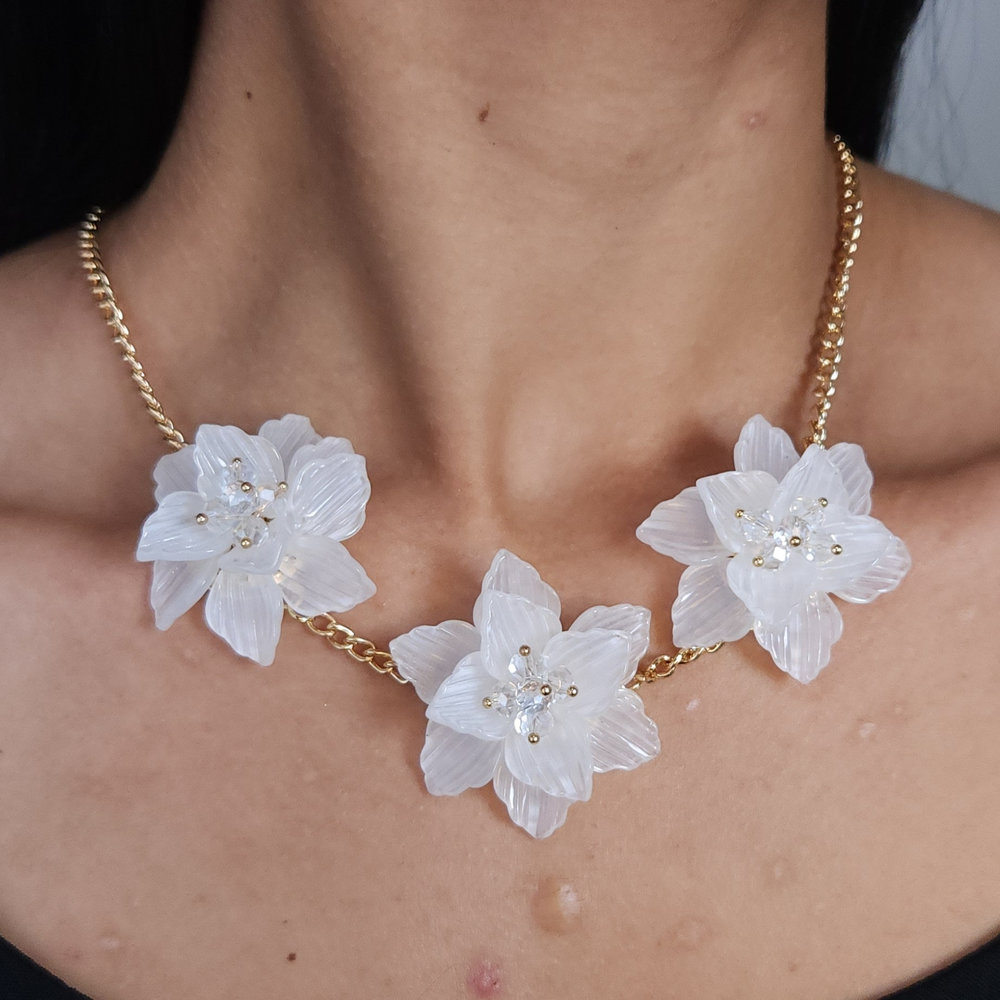 Gargantilha flores detalhadas - Imagem 2