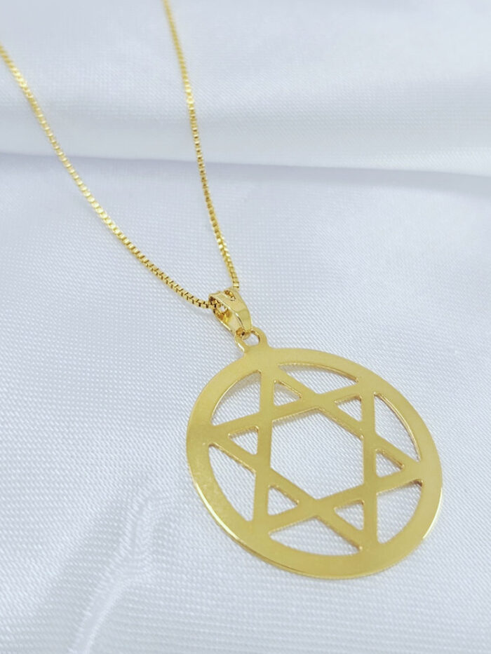 Cordão masculino com pingente Estrela de Davi vazado