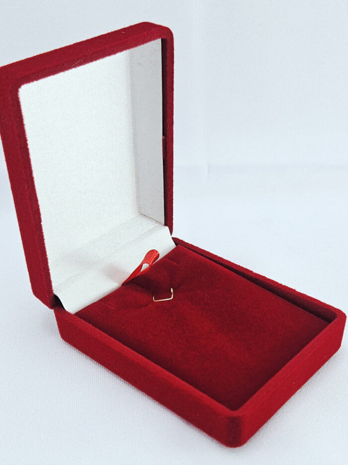 Caixinha para conjunto M vermelho