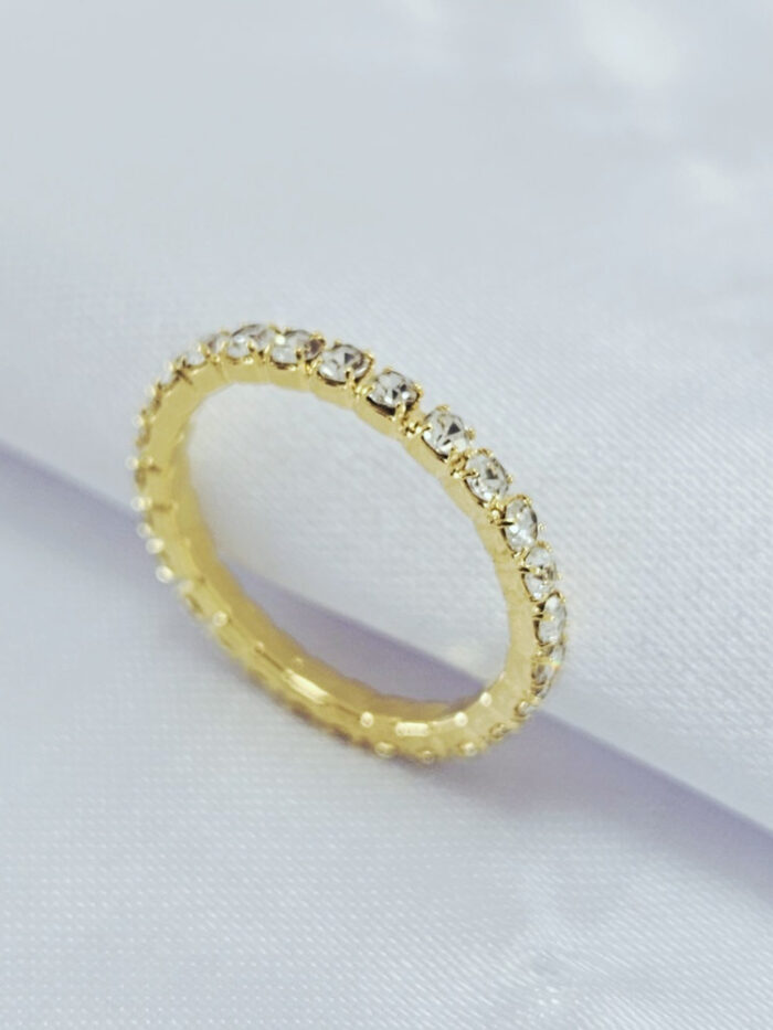 Anel aparador fio cravejado