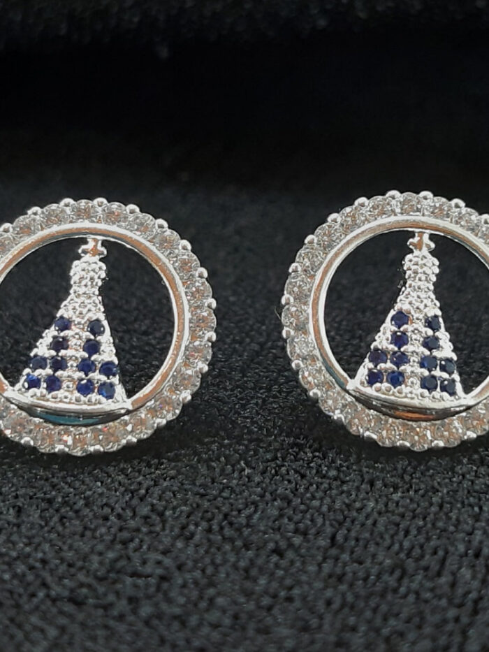 Brinco circulo vazado N.S Aparecida cravejado