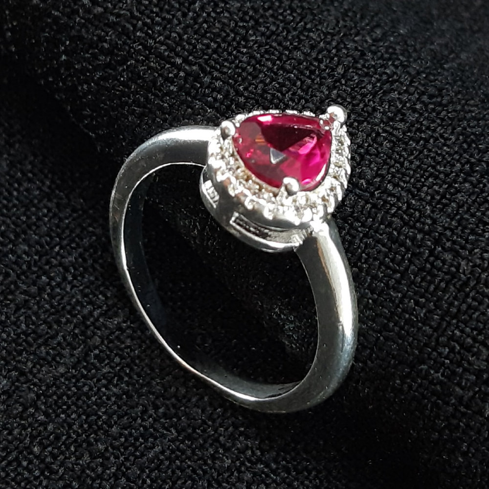 Anel gota rosa borda cravejado