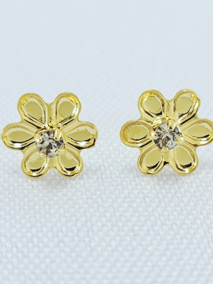 Brinco estilo flor com ponto de luz